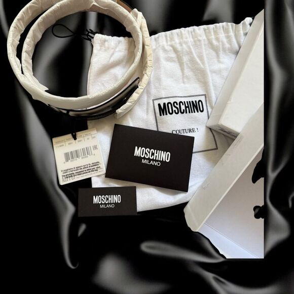 New Authentic Moschino Couture Belt Woman White Size 42 Model 7 A8006 1” Width - Picture 2 of 11
